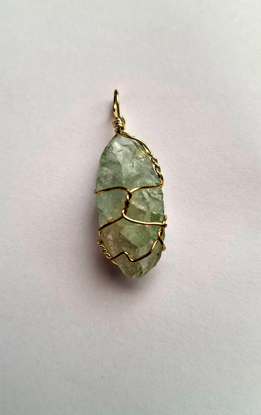 Enchanted Green Zoisite Amulet – Vitality, Growth & Heart Energy
